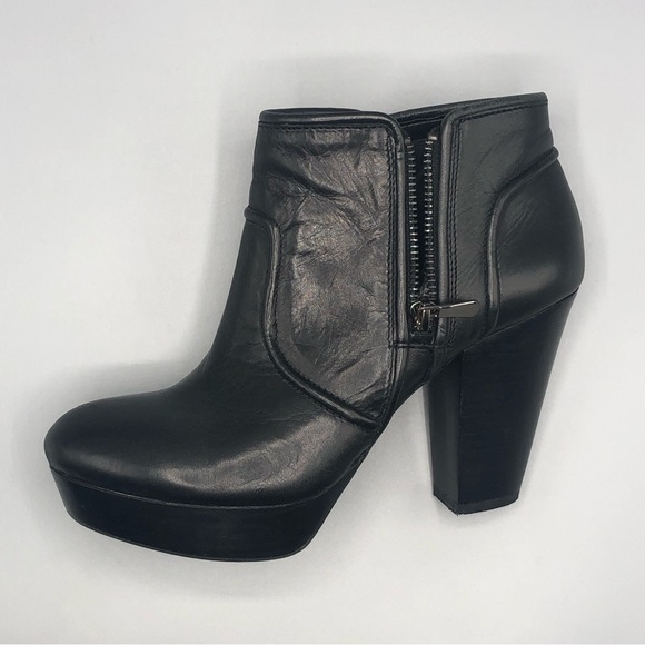 Gianni Bini Black Leather Moon Lite Ankle Boots, 7.5 - Picture 3 of 15